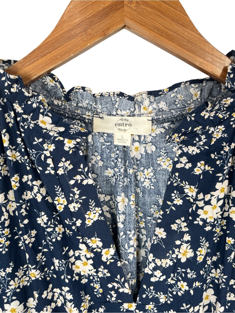 Entro Midnight Floral Maxi Dress Size Large - Picture 4 of 6